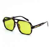 Óculos de sol feminino aviador Rosa Coral Marino, armação Tartaruga e lente Verde  – estilo sofisticado e proteção UVA e UVB 400 para os olhos.