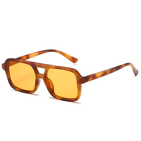 Óculos de sol feminino Rosa Coral Roma, armação Leopardo com lente Amarela - sofisticado e proteção UVA e UVB 400 para os olhos.